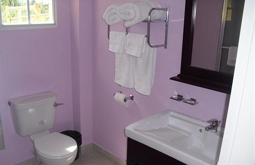 Piarco Village Suites Esterno foto